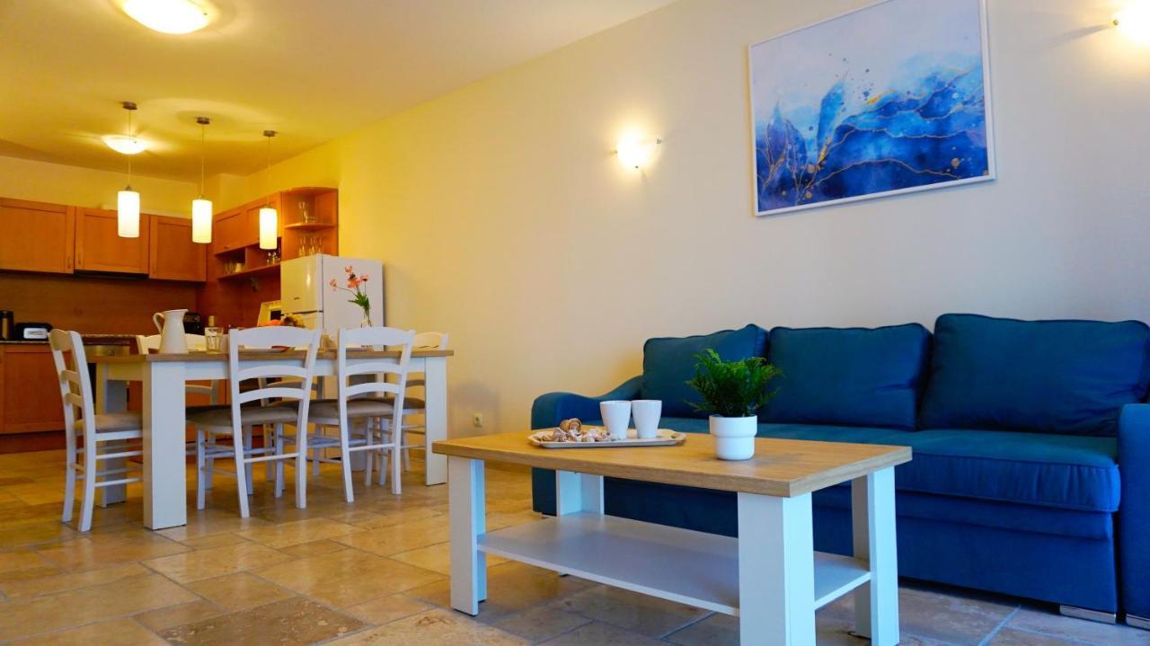 Ваканционни апартаменти Калиакрия - Holiday apartments Kaliakria Топола Екстер'єр фото