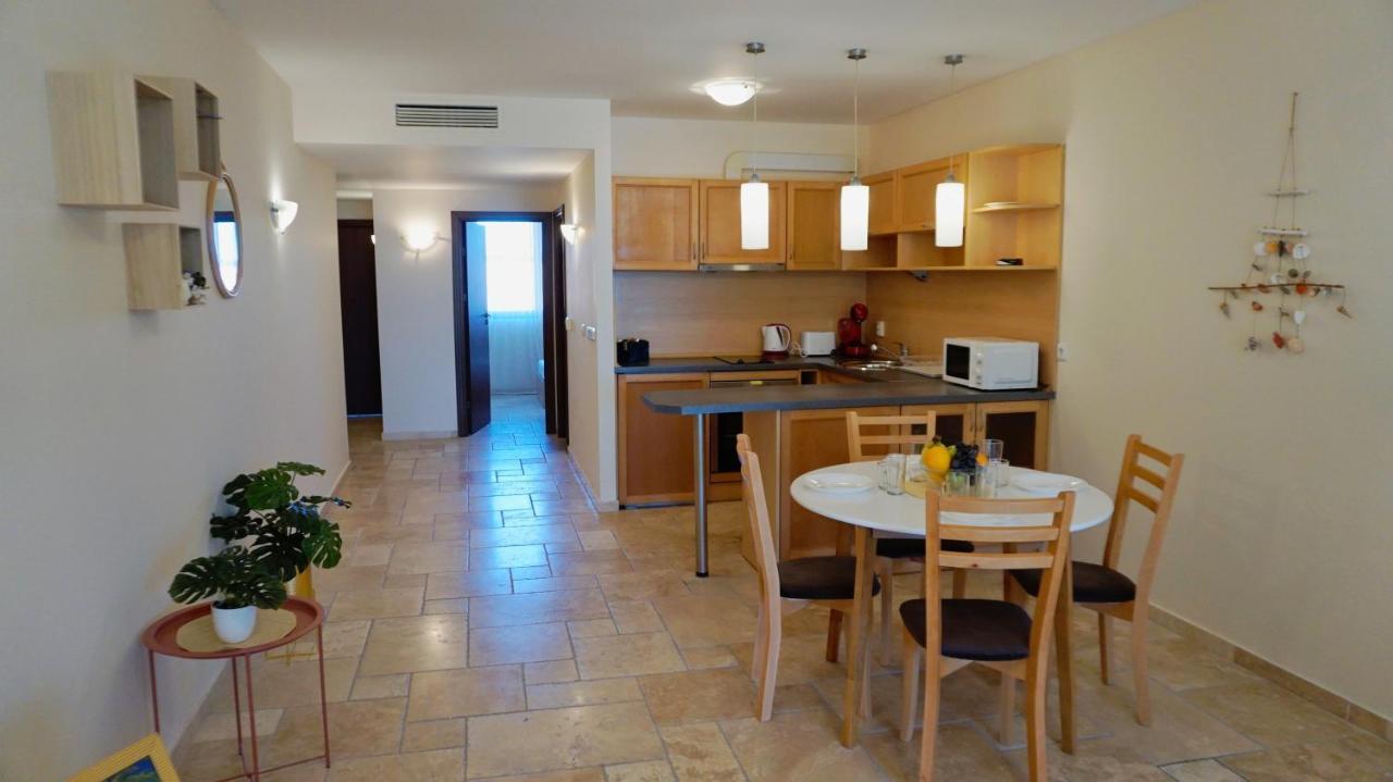 Ваканционни апартаменти Калиакрия - Holiday apartments Kaliakria Топола Екстер'єр фото