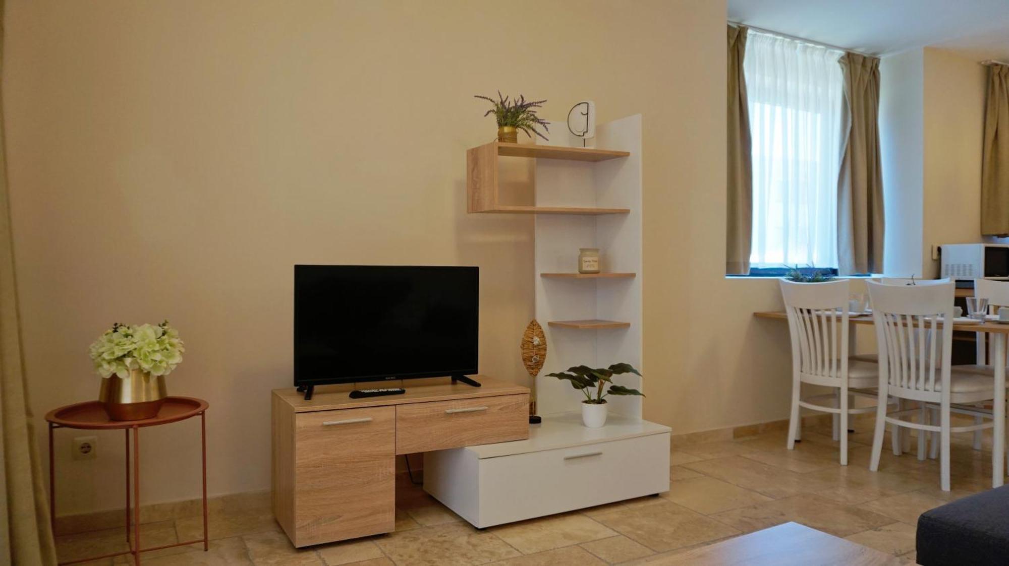 Ваканционни апартаменти Калиакрия - Holiday apartments Kaliakria Топола Екстер'єр фото