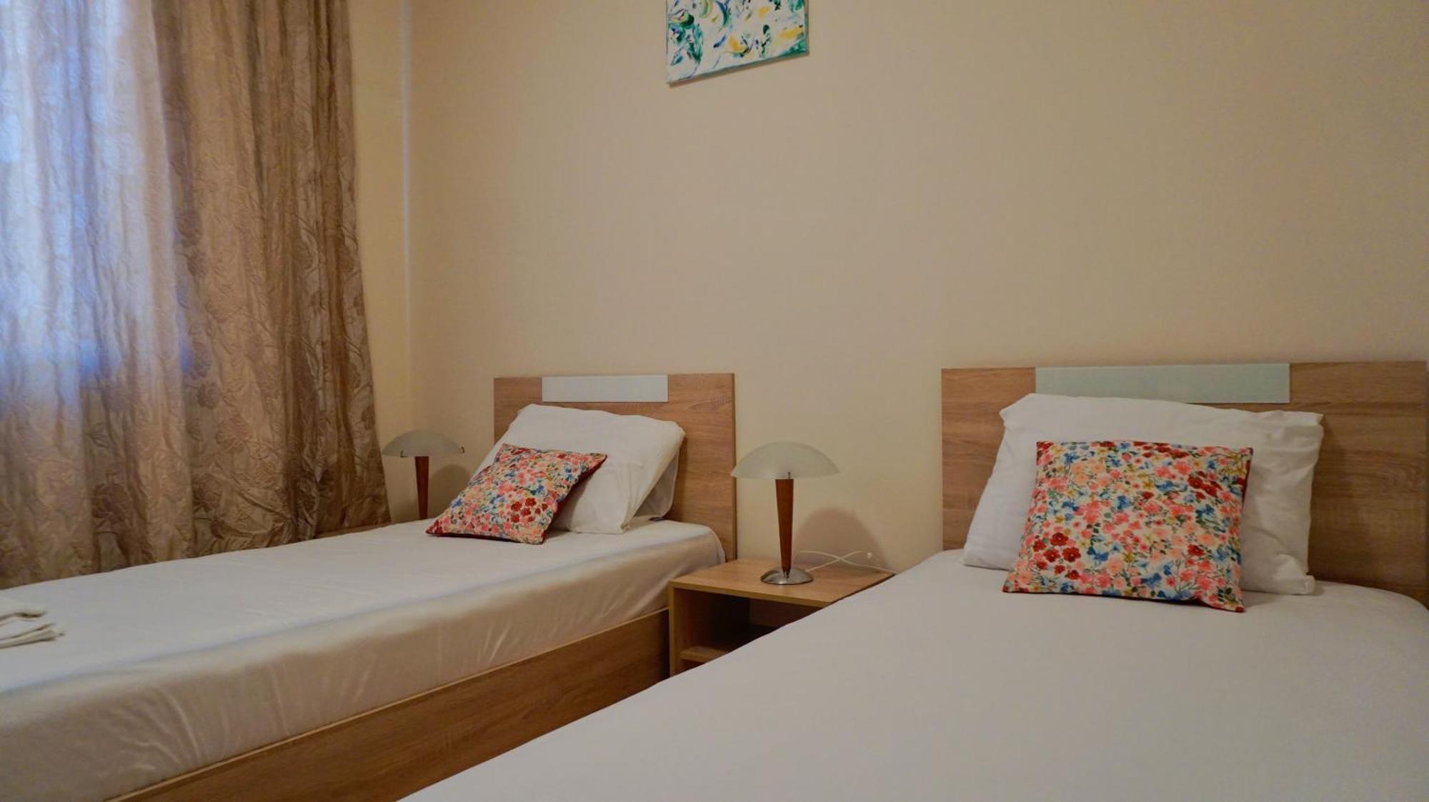 Ваканционни апартаменти Калиакрия - Holiday apartments Kaliakria Топола Номер фото